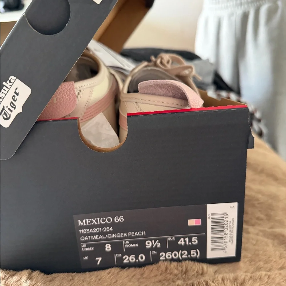 Onitsuka Tiger Mexico Women's Pink and Cream Sneakers - Picture 4 of 6